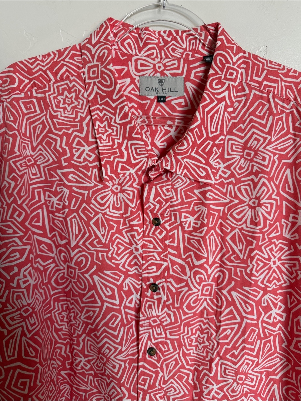 Oak Hill Pink Short-Sleeve Button-Down Shirt with White Floral Geo Pattern